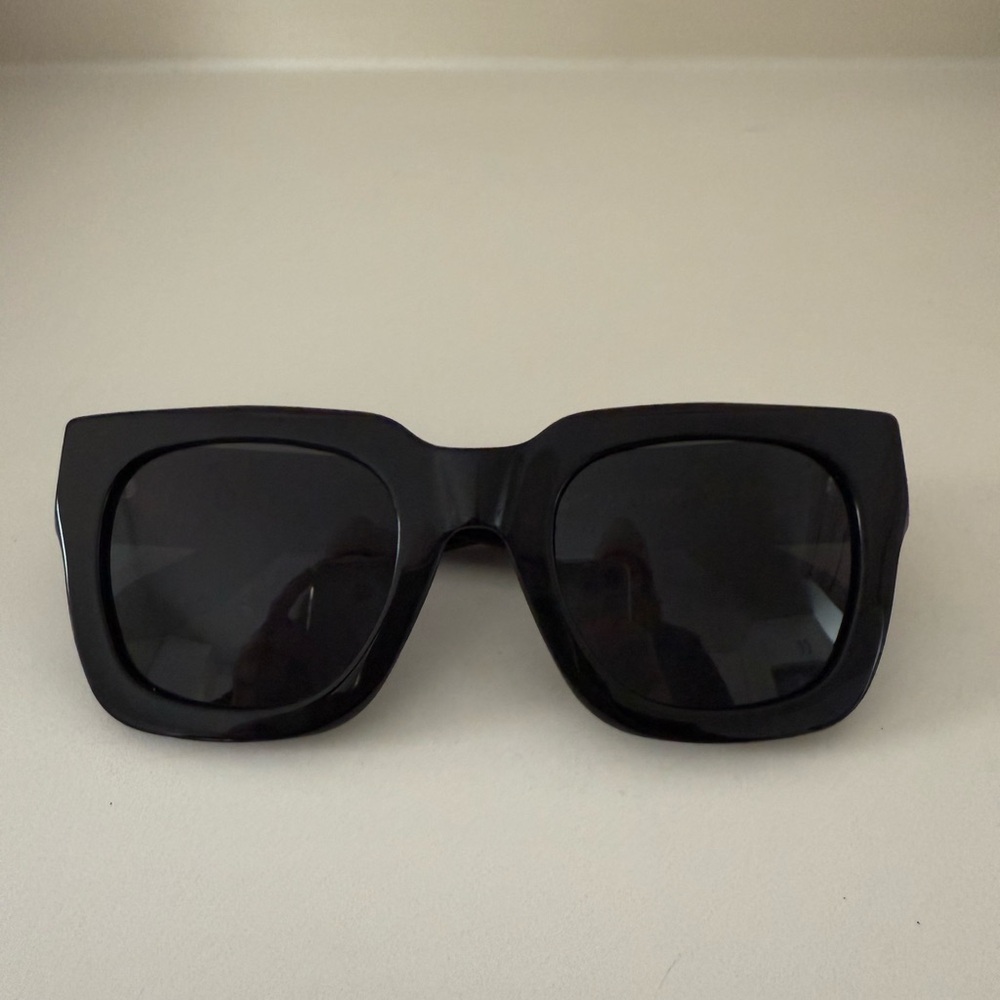 Black I-SEA Sunglasses